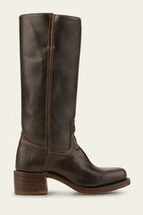 High boots with a sleek silhouette for women